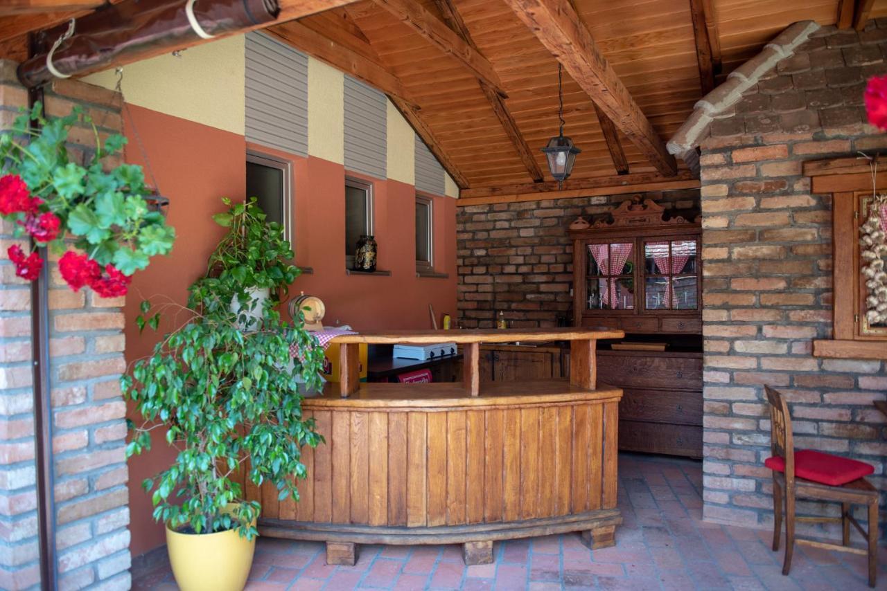 Apartmani Spoljar Zupanja Exterior photo