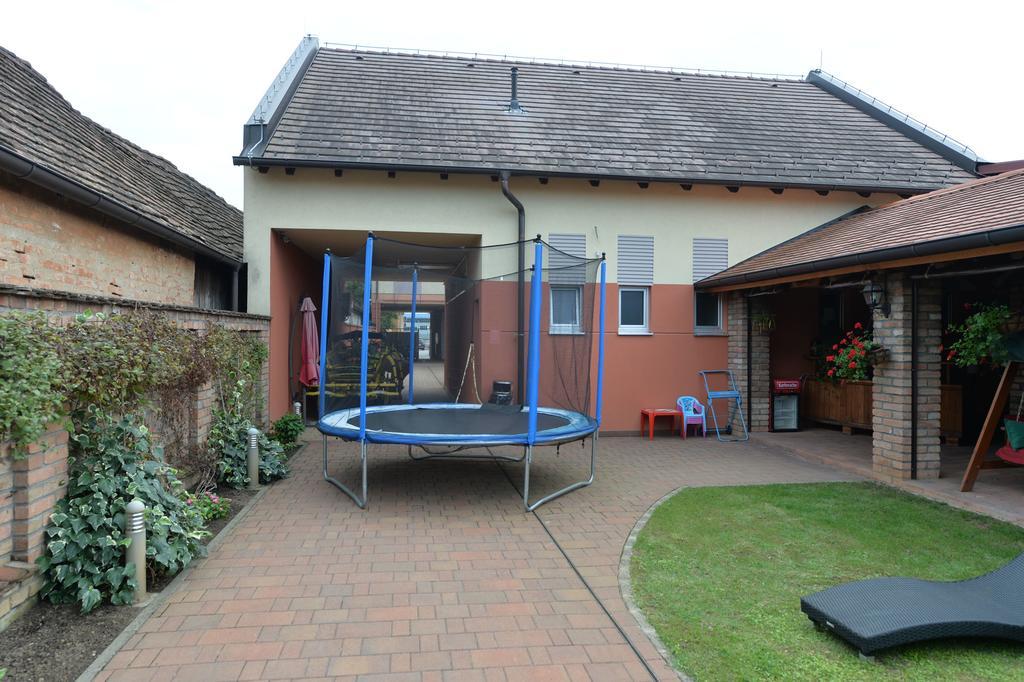 Apartmani Spoljar Zupanja Exterior photo